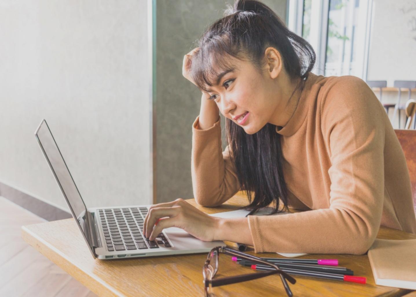 Espacio de trabajo colaborativo donde se desarrollan sesiones de pensamiento creativo